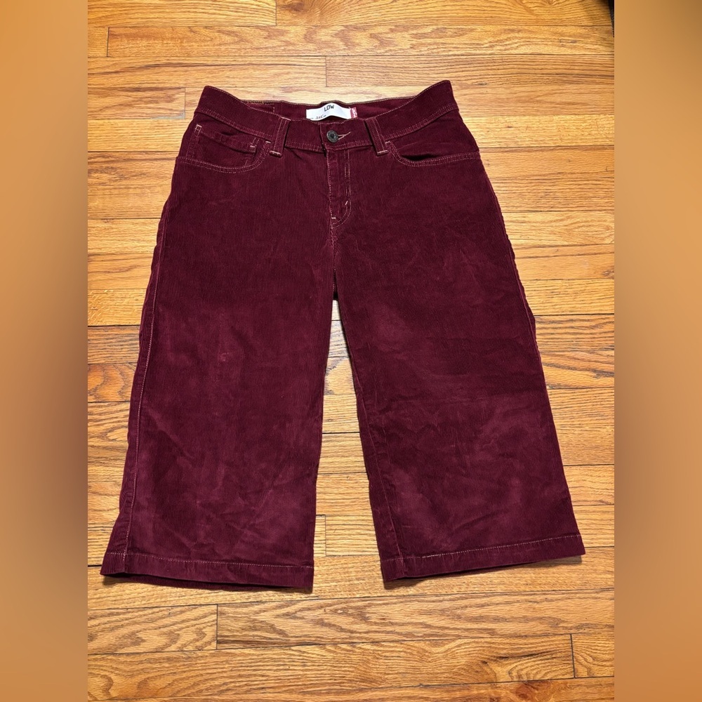 Levi's Women’s Vintage Burgundy Corduroy